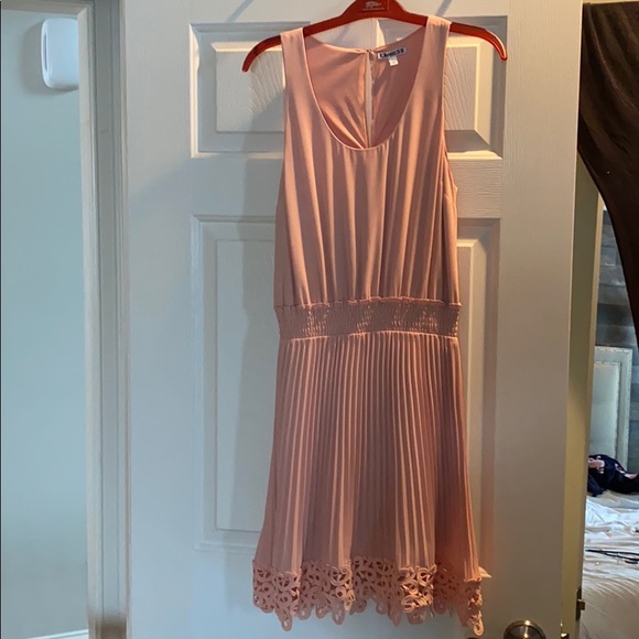 Cocktail dress - Picture 1 of 4
